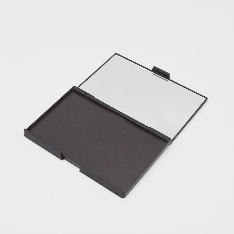 Customizable Magnetic Eyeshadow Palette - Portable Makeup Organizer for Eyeshadow, Blush & Lipstick