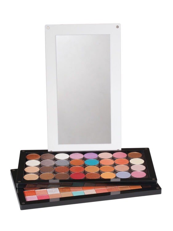 High Quality Custom Empty Eyeshadow Palette–Acrylic Case with Magnetic Base High-Quality Custom Empty Eyeshadow Palette – Acrylic Case with Magnetic Base | MOQ 300